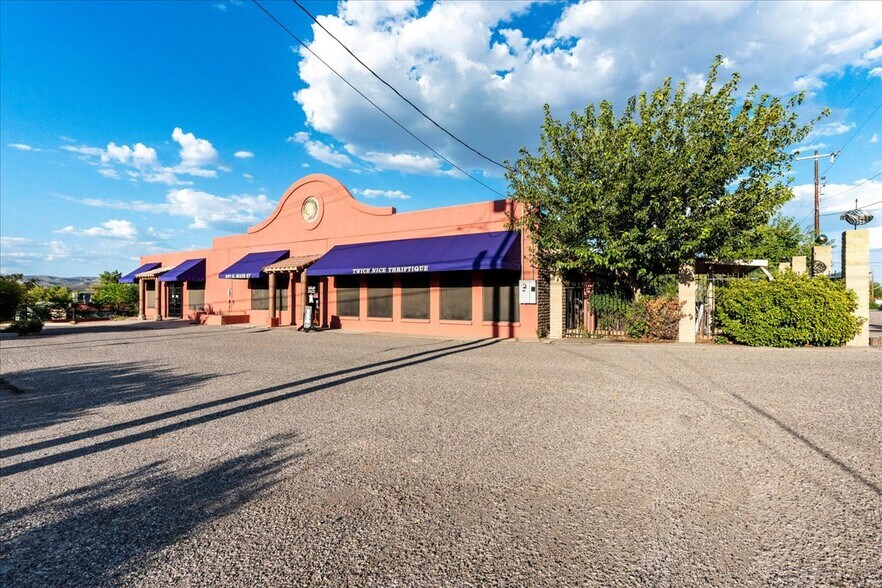 More Photos Of 297 S Main St, Cottonwood Storefront Retail Office For Sale