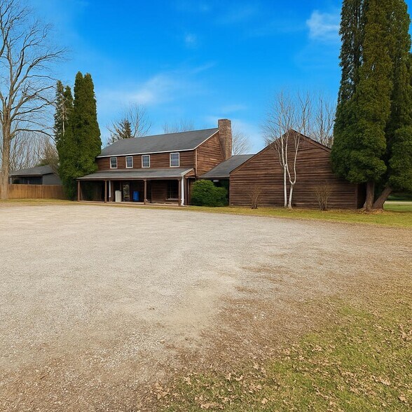 More Photos Of 233 Litchfield Tpke, Washington Freestanding For Sale