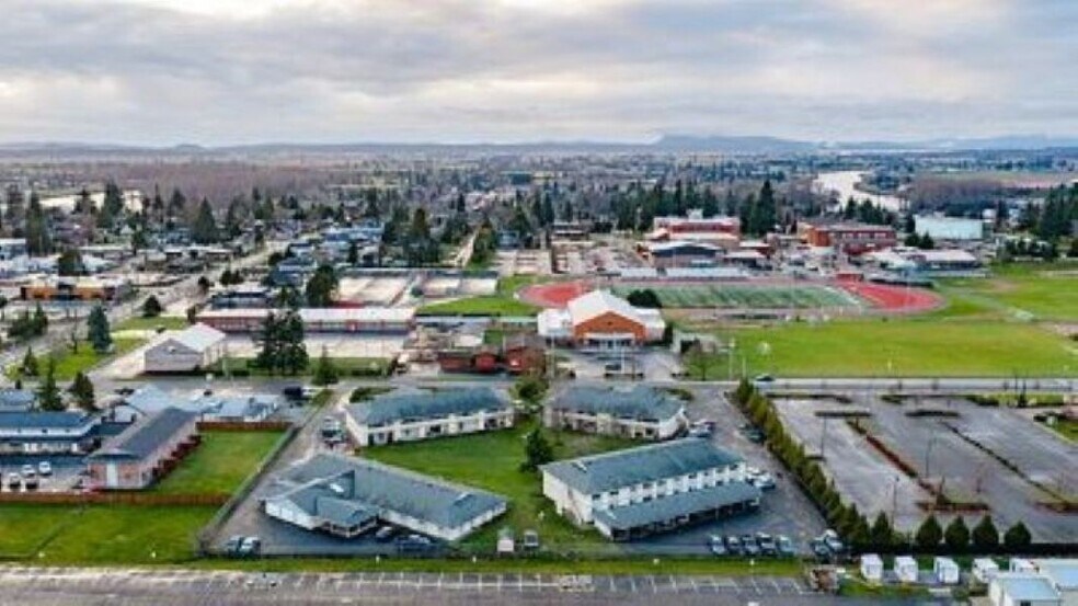 Primary Photo Of 222 N 15th St, Mount Vernon Multifamily For Sale