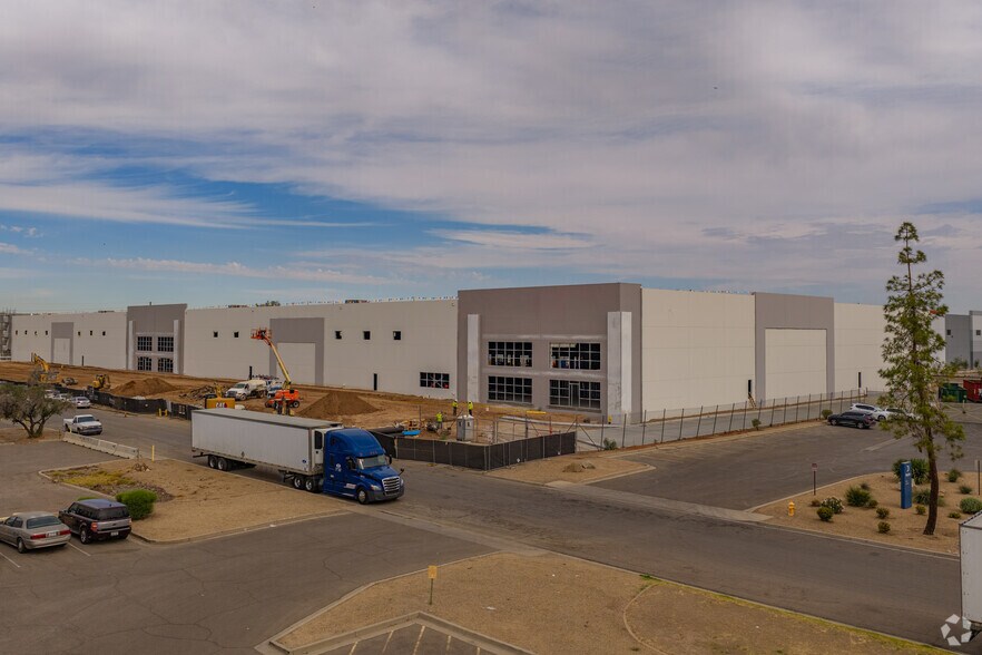 Primary Photo Of 431 N 47th Ave, Phoenix Warehouse For Sale