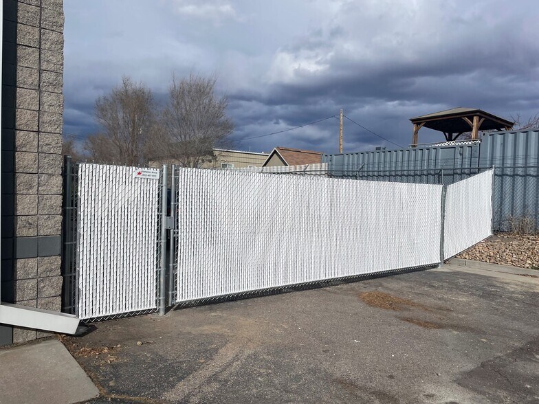 More Photos Of 5930 Ingalls St, Arvada Manufacturing For Lease