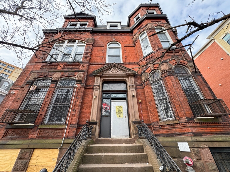 More Photos Of 67-69 Lincoln Park, Newark Apartments For Sale