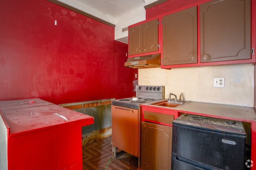 More Photos Of 400 Bagley St, Detroit Apartments For Sale