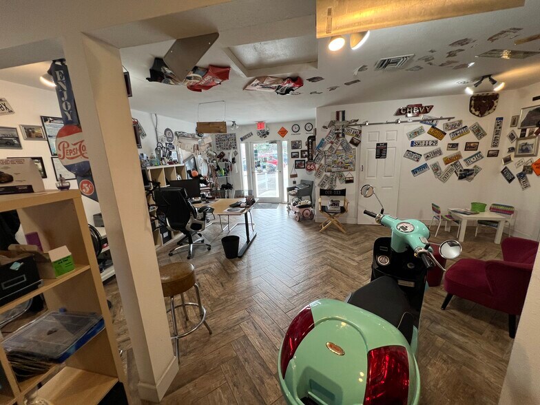 More Photos Of 2850 Roosevelt Blvd, Clearwater Freestanding For Sale