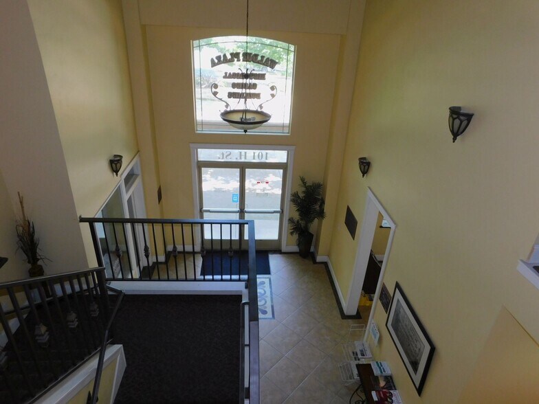 More Photos Of 101 H St, Antioch Storefront Retail Office For Lease