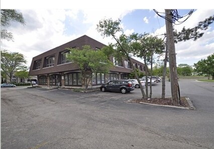 More Photos Of 95 W Grand Ave, Lake Villa Medical For Lease