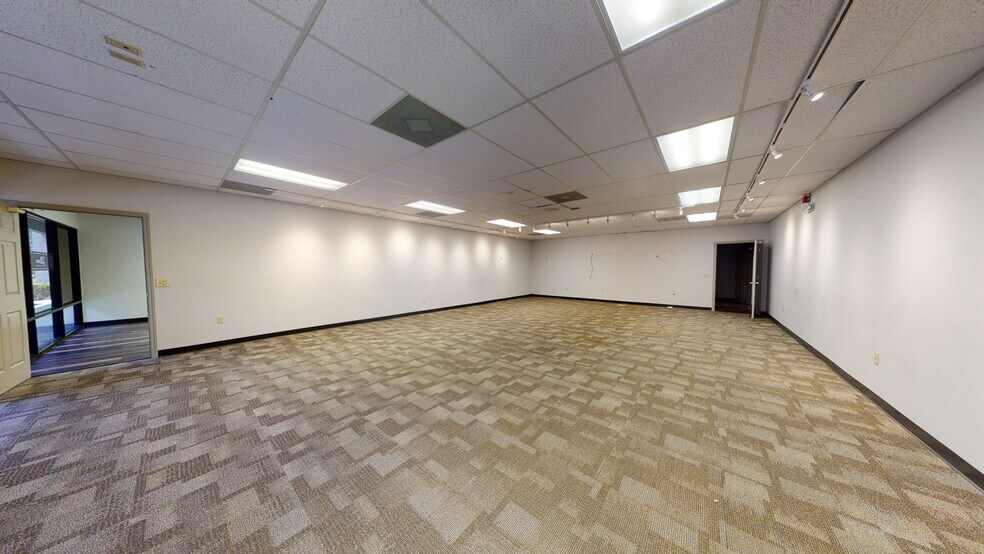 More Photos Of 2525 Drane Field Rd, Lakeland Unknown For Sale