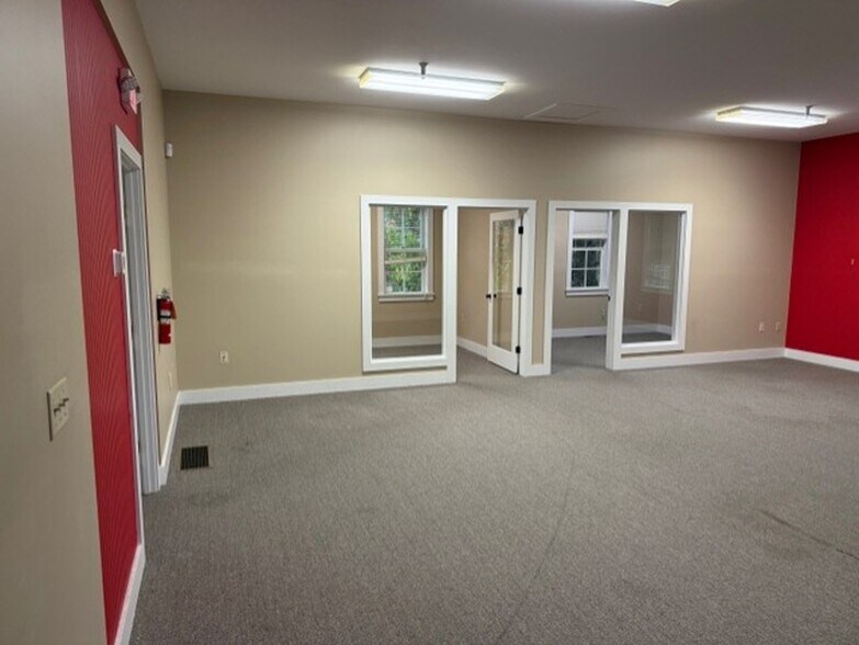 More Photos Of 205 Billings Farm Rd, White River Junction Medical For Lease