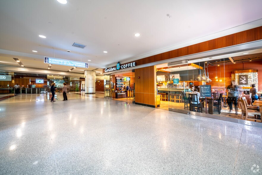 More Photos Of 401 Robert St N, Saint Paul Office For Lease