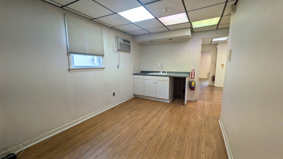 More Photos Of 245 Union St, Lodi Office For Sale