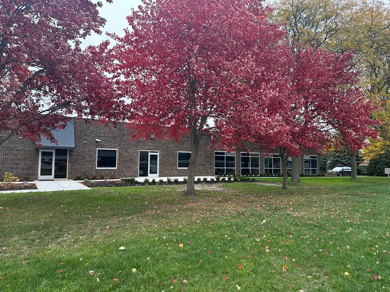 Primary Photo Of 3909 Research Park Dr, Ann Arbor Office For Lease