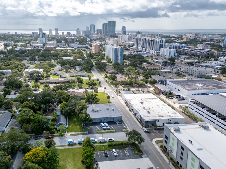 More Photos Of 211 14th St N, Saint Petersburg Light Manufacturing For Lease