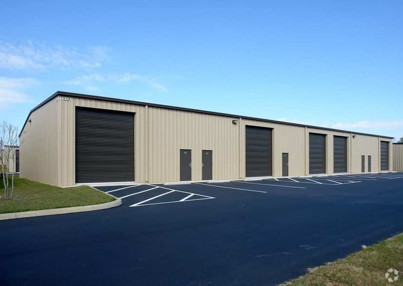 More Photos Of 15430 County Road 565A, Groveland Unknown For Lease