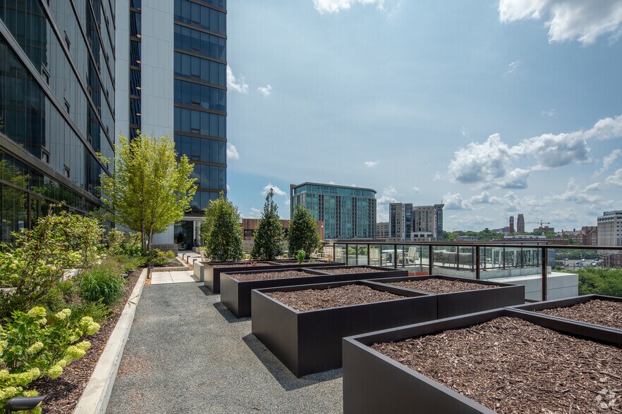 More Photos Of 800 19th Ave South, Nashville Coworking Space