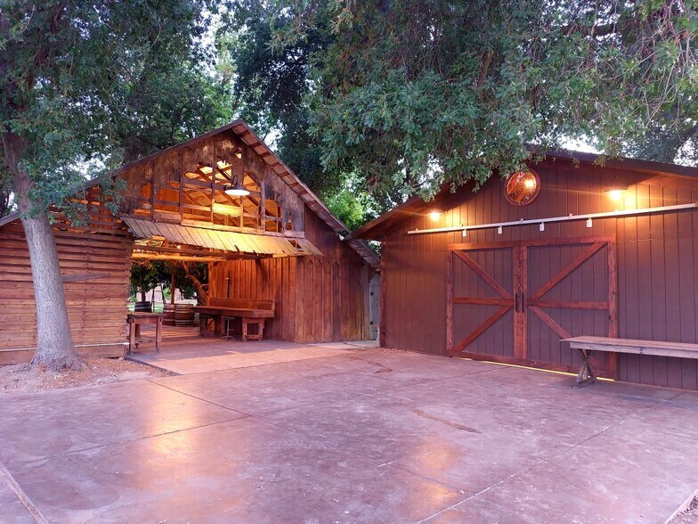 More Photos Of 18896 Grangeville Blvd, Lemoore Specialty For Sale