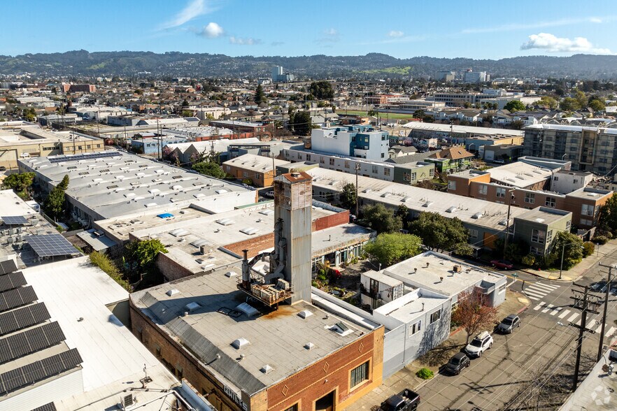 More Photos Of 1200 24th St, Oakland Warehouse For Sale