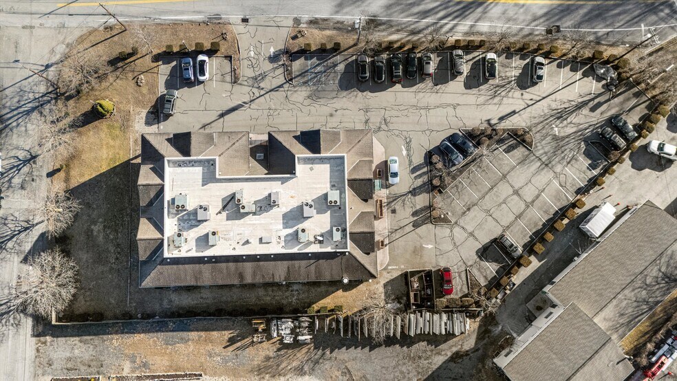 More Photos Of 24 Old Albany Post Rd, Croton-on-Hudson Medical For Lease