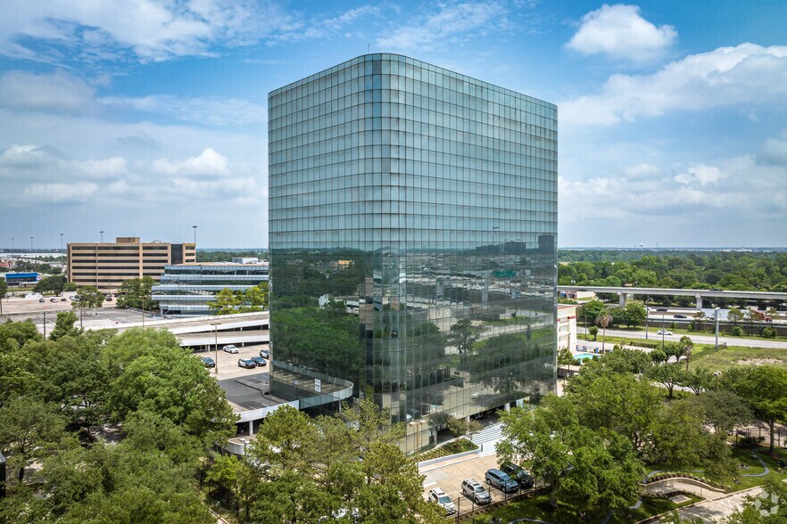 More Photos Of 100 Glenborough Dr, Houston Office For Lease