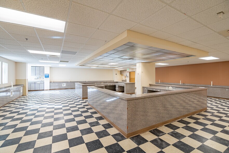 More Photos Of 300 Midtown Dr, Beaufort Medical For Lease