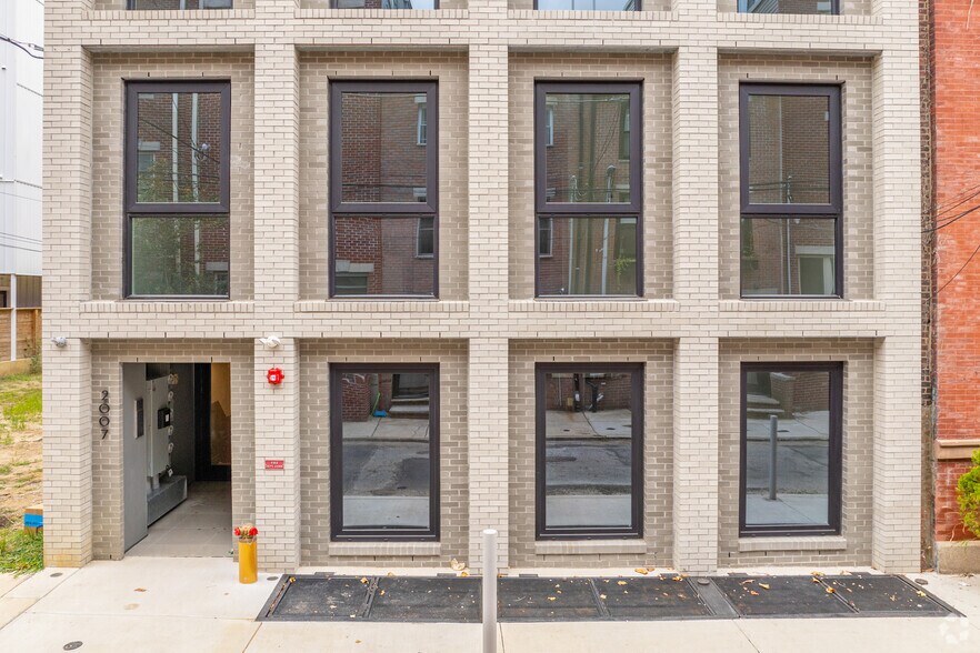 More Photos Of 2007 Cambridge St, Philadelphia Apartments For Sale
