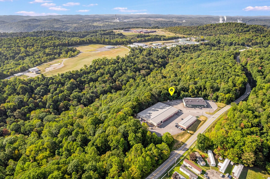 More Photos Of 951 Point Marion Rd, Morgantown Light Manufacturing For Sale