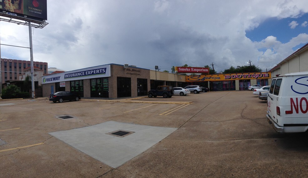 More Photos Of 2590 610 South Loop West, Houston Storefront Retail Office For Lease