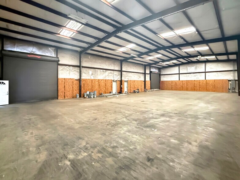 More Photos Of 1305 Whigham Pl, Tuscaloosa Warehouse For Lease