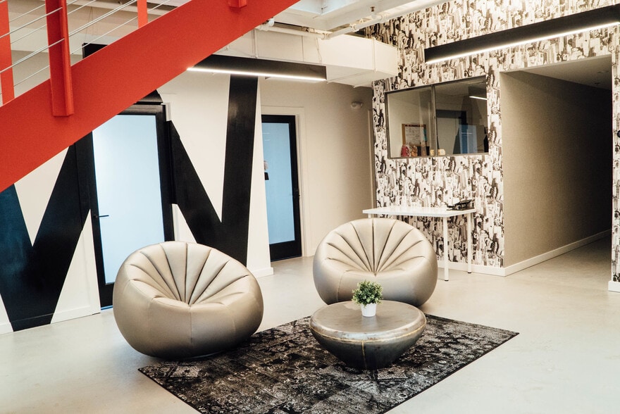 More Photos Of 728 S Broad St, Philadelphia Office For Sale