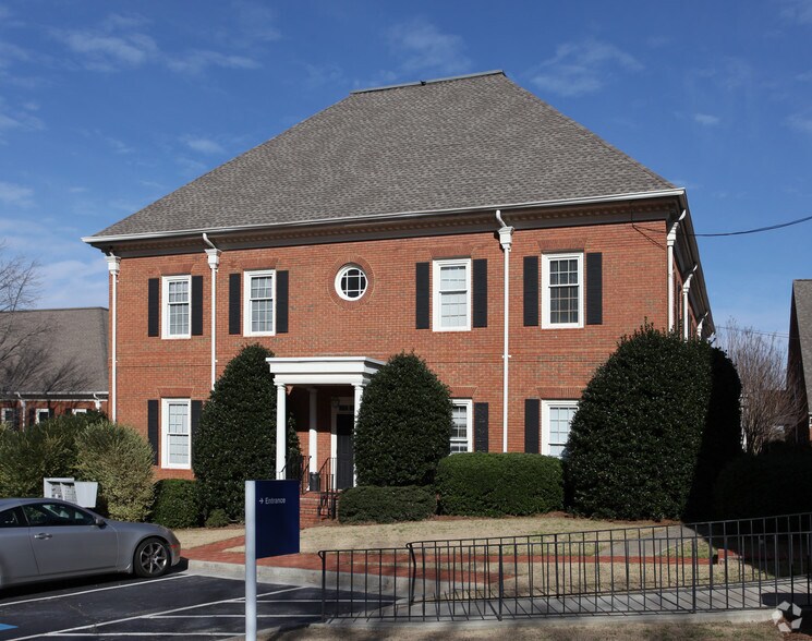 More Photos Of 2406 Mount Vernon Rd, Dunwoody Office For Lease