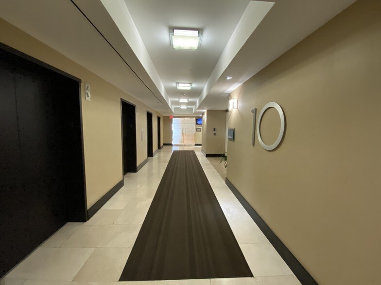 More Photos Of 2665 S Bayshore Dr, Coconut Grove Office For Lease
