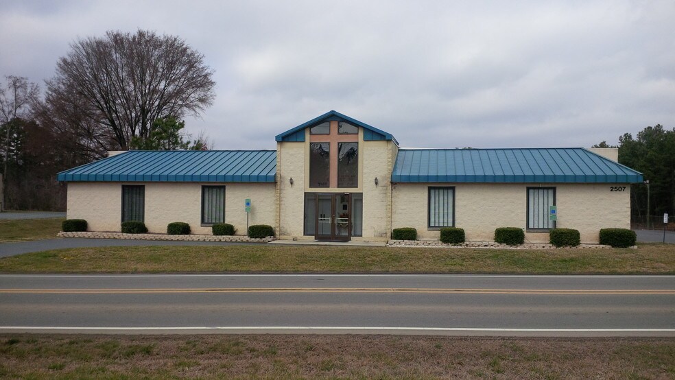 More Photos Of 2507 Walkup Ave, Monroe Religious Facility For Sale
