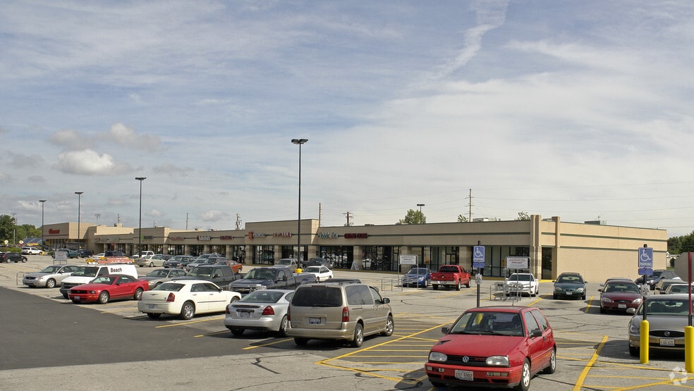 More Photos Of 100-110 Carlyle Plaza Dr, Belleville Unknown For Lease