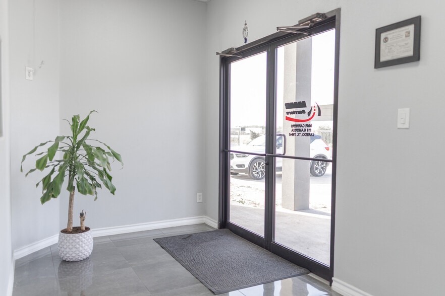 More Photos Of 119 North America Rd, Laredo Land For Sale