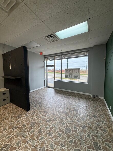 More Photos Of 1551 Plainfield Rd, Joliet Freestanding For Lease