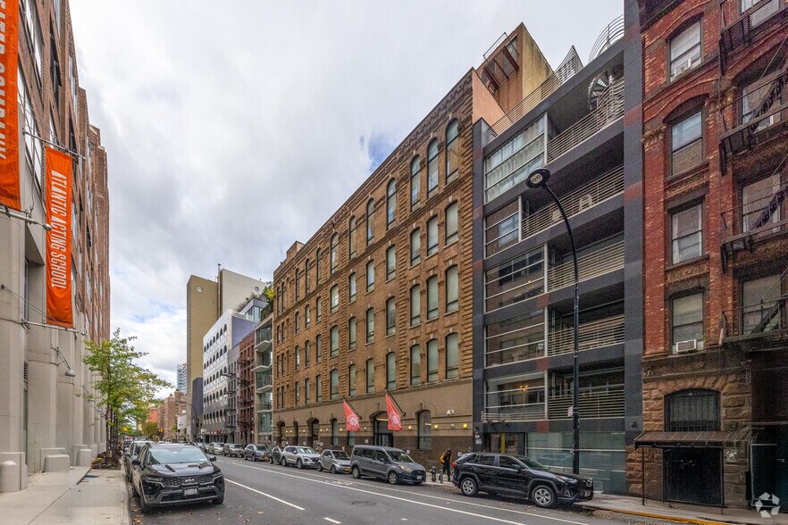 Primary Photo Of 335 W 16th St, New York Office For Lease