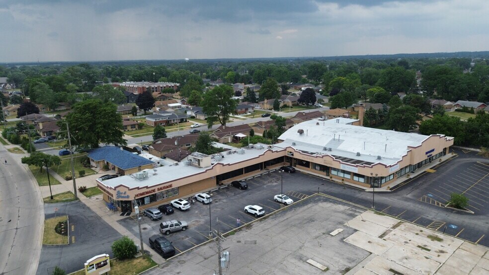 More Photos Of 6417-6419 W 87th St, Oak Lawn Storefront For Sale