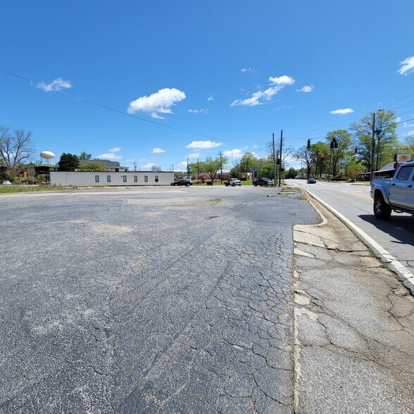 More Photos Of 805 Maple St, Carrollton Land For Sale