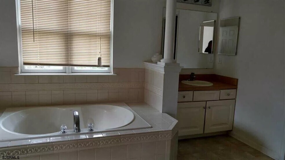 More Photos Of 103 Springfield Ave, Egg Harbor Township Flex For Sale