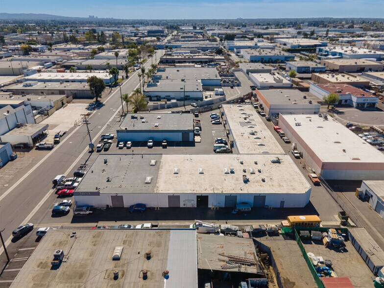 More Photos Of 2020-2030 S Susan St, Santa Ana Manufacturing For Lease