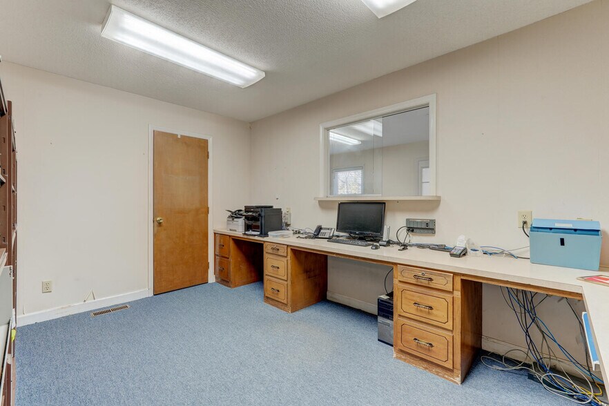More Photos Of 601 W Harrison St, Reidsville Healthcare For Sale