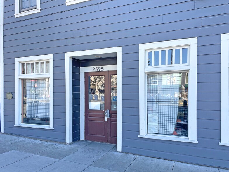 More Photos Of 2595 Telegraph Ave, Berkeley Apartments For Lease