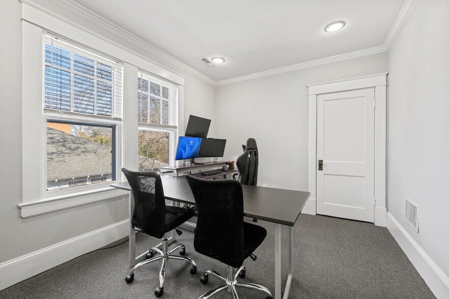 More Photos Of 708 St Marys St, Raleigh Office For Sale