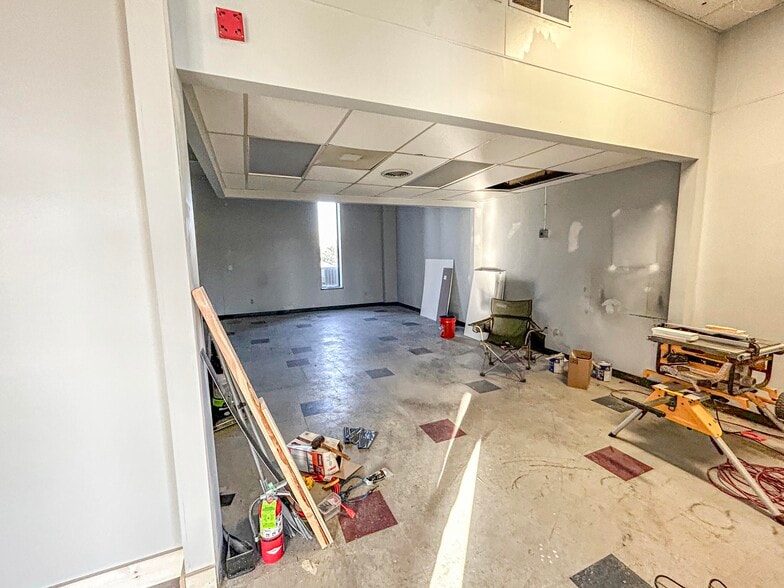 More Photos Of 171 Technology Dr, Boalsburg Light Manufacturing For Sale