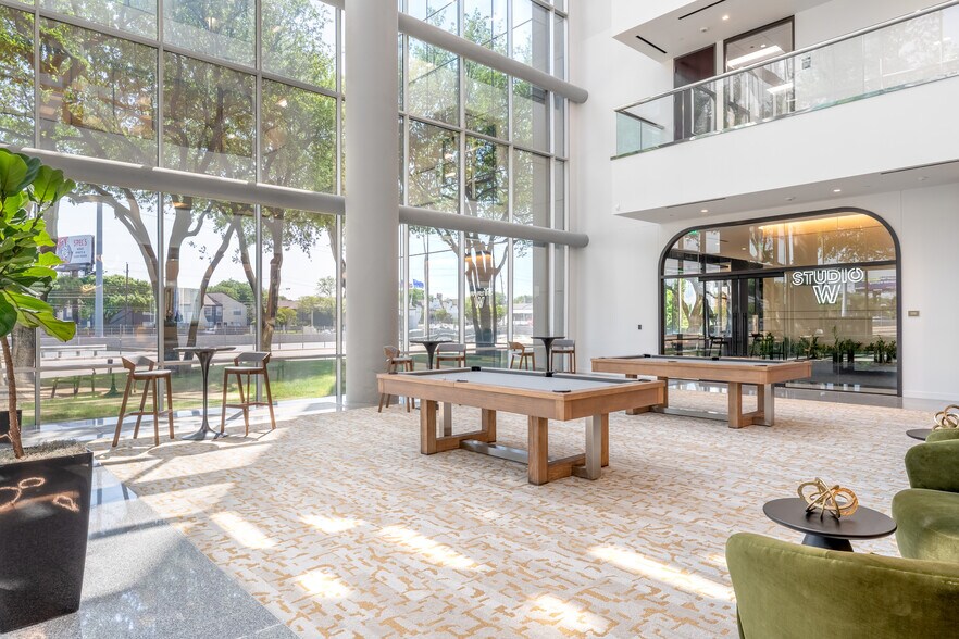 More Photos Of 14643 N Dallas Pky, Dallas Office For Lease