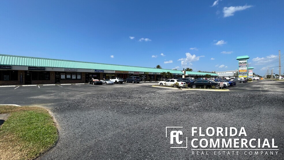 More Photos Of 1300-1326 NW Federal Hwy, Stuart Unknown For Lease