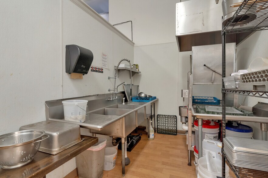 More Photos Of 145 Liberty St NE, Salem Apartments For Sale