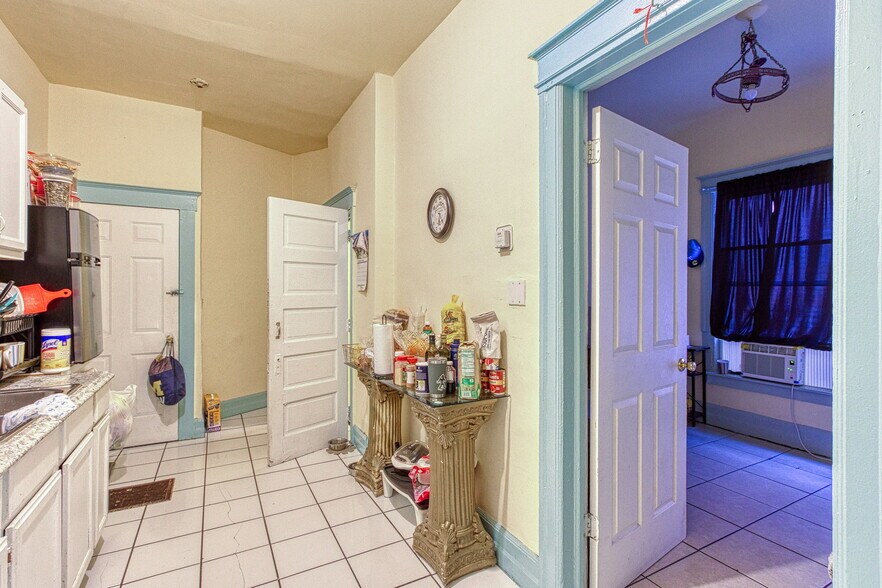 More Photos Of 423 W Grand Blvd, Detroit Apartments For Sale