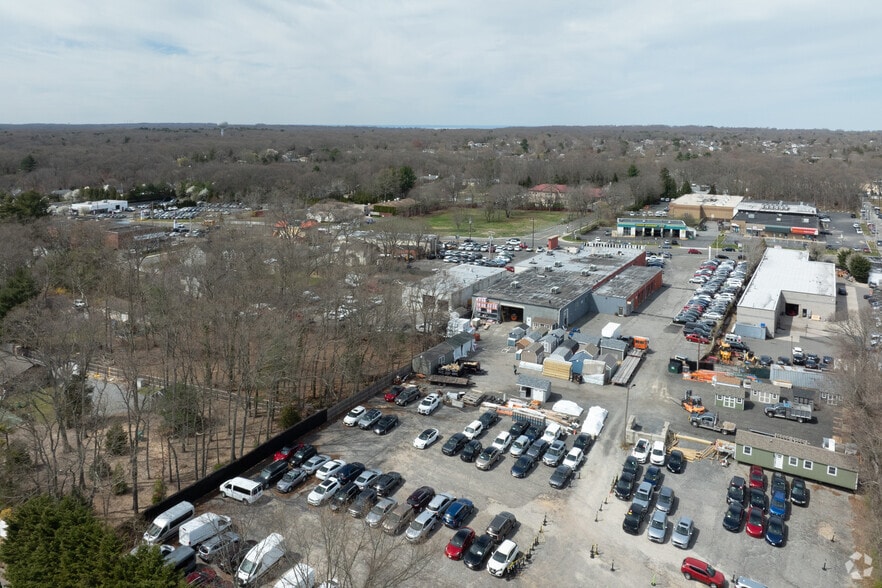 More Photos Of 390 Middle Country Rd, Smithtown Auto Dealership For Lease