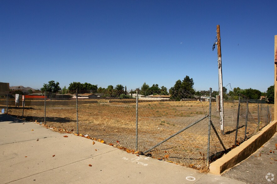 More Photos Of Sierra Ave @ Athol St, Fontana Land For Sale