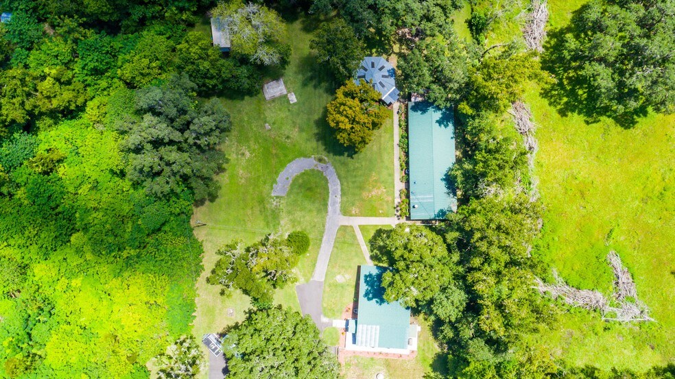 More Photos Of 15458 Snow Memorial Hwy, Brooksville Assisted Living For Sale